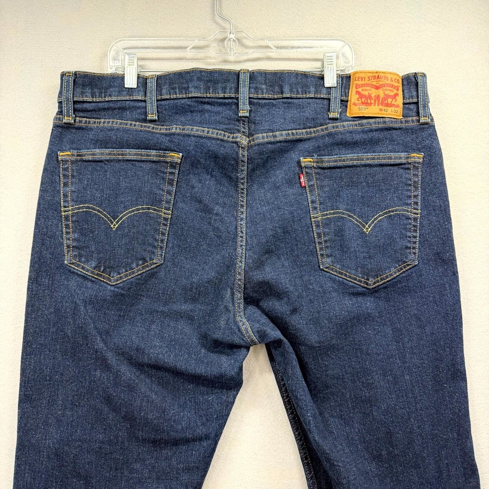 Levi's 559 Jeans Mens 42x32 Blue Denim Dark Wash Stretch Red Tab Straight Wide - Picture 6 of 15